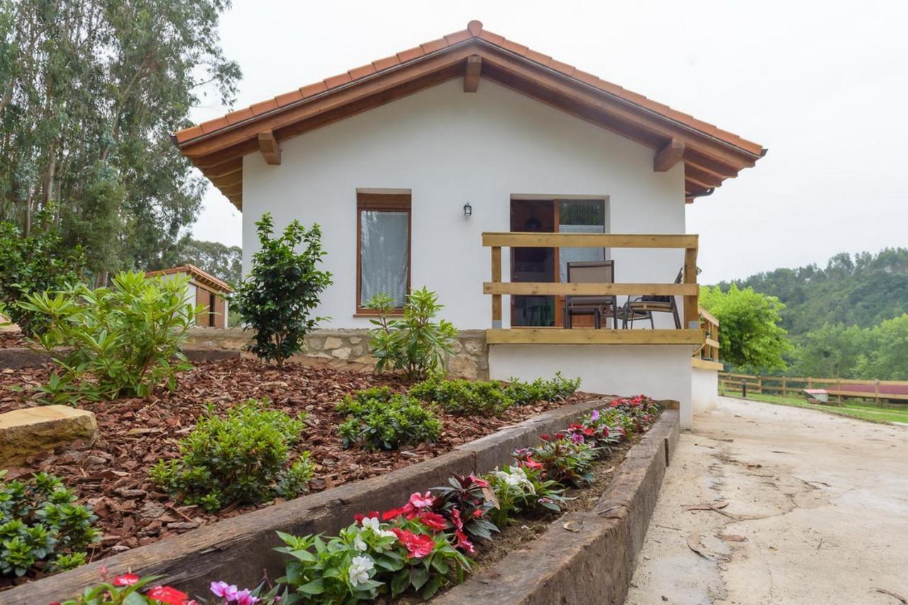 Apartamentos Rurales Las Garzas De Oyambre 산비센테데라바케라 외부 사진