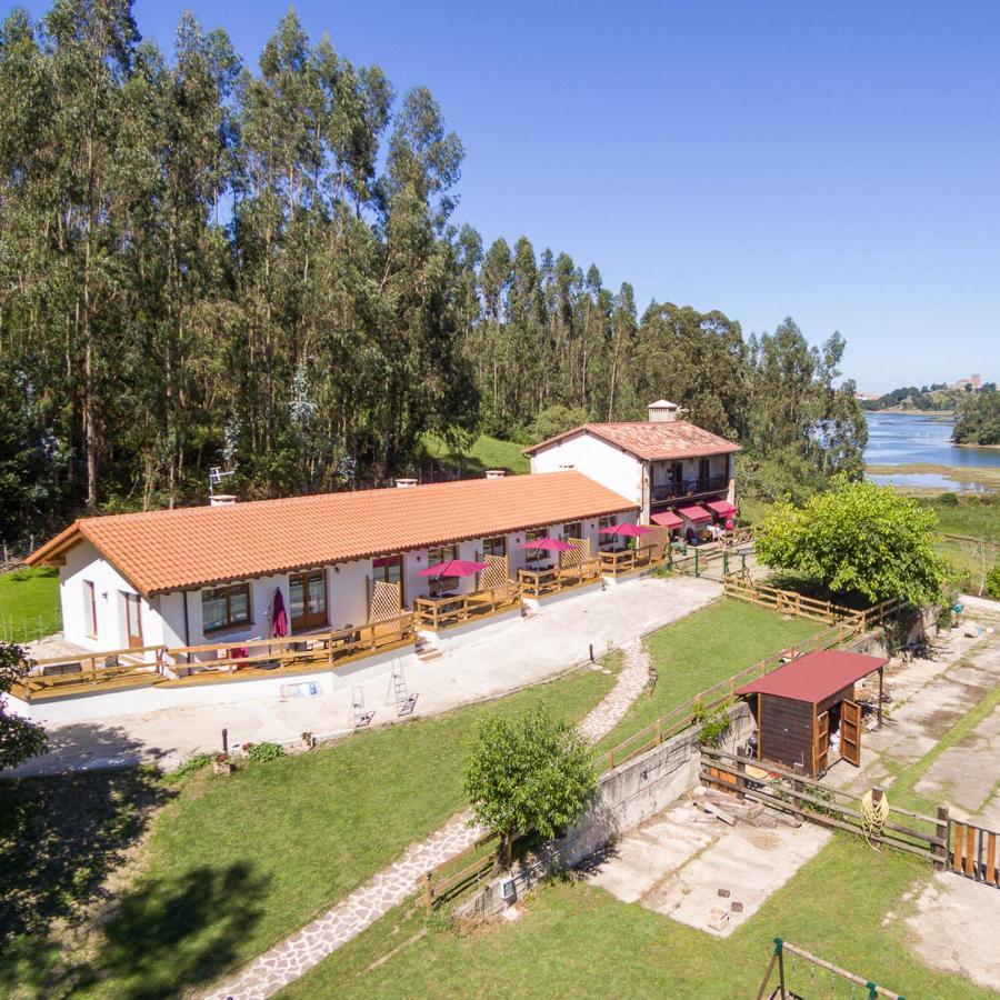 Apartamentos Rurales Las Garzas De Oyambre 산비센테데라바케라 외부 사진